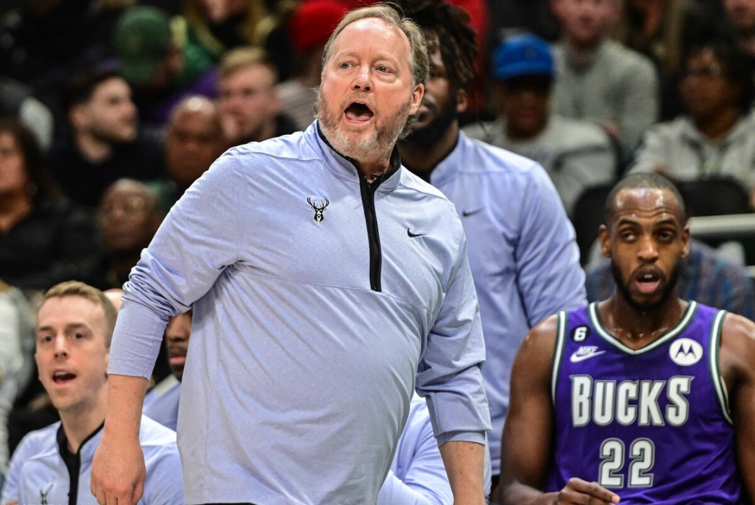  JackeyLove遭遇十五持续失利，雄鹿教练压力巨大！星空体育