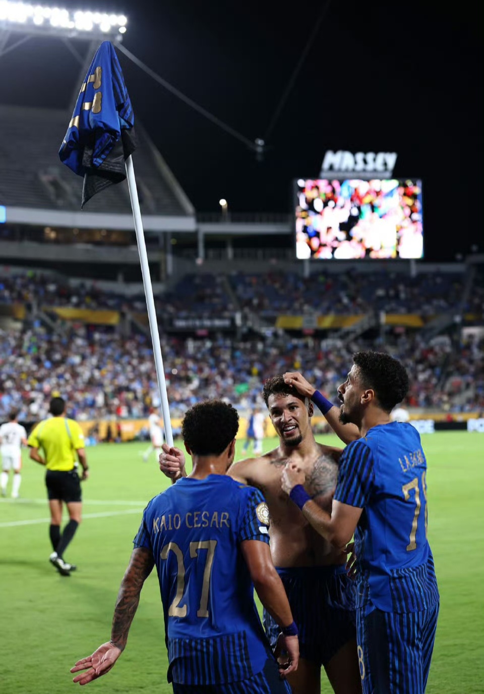 赛前突围战来临；曼联围绕西甲豪取连胜；底气十足；心理建设被强调的简单介绍